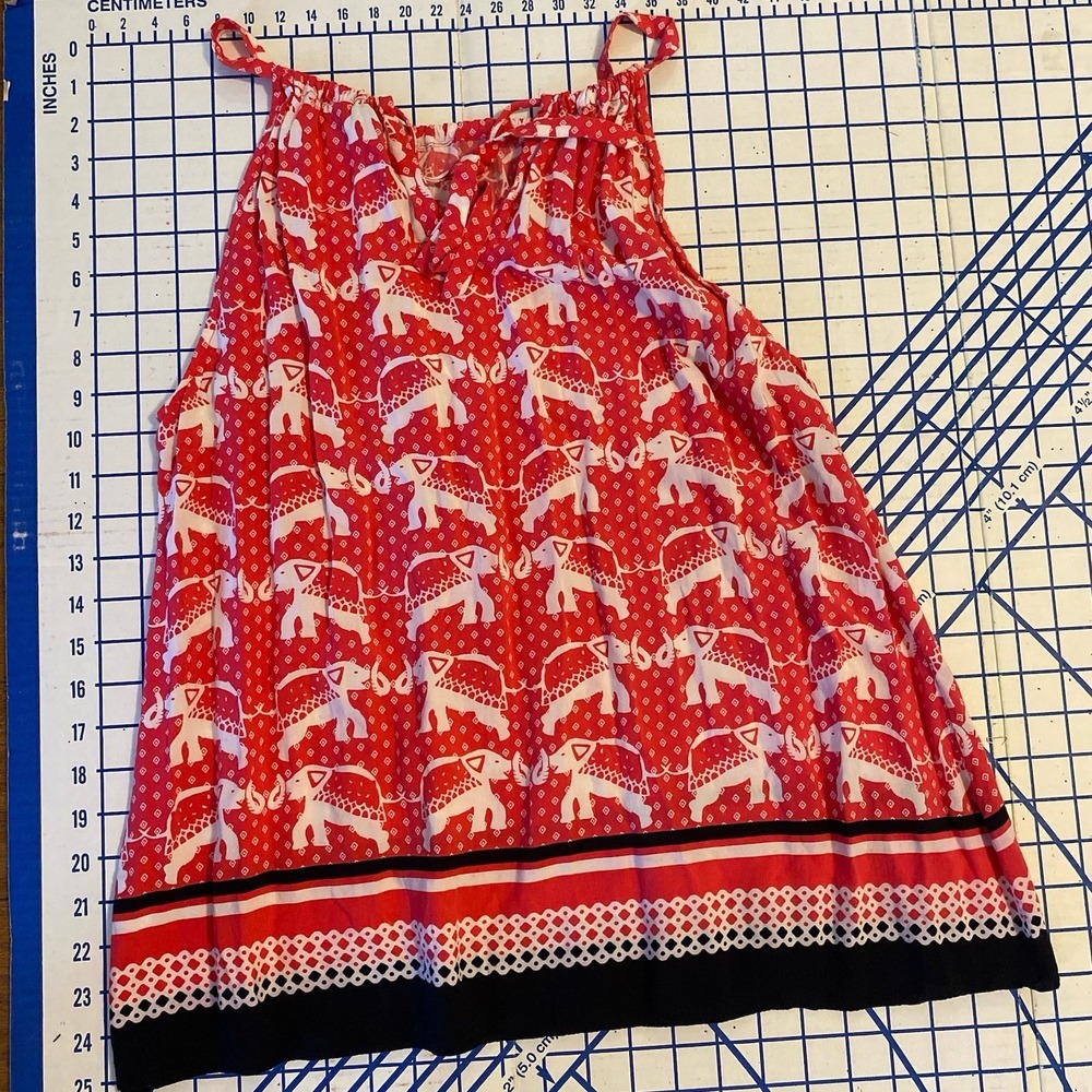 Crown & Ivy Lg Pink White Elephant Print Halter Tank Top Shell Trunk Up  beach